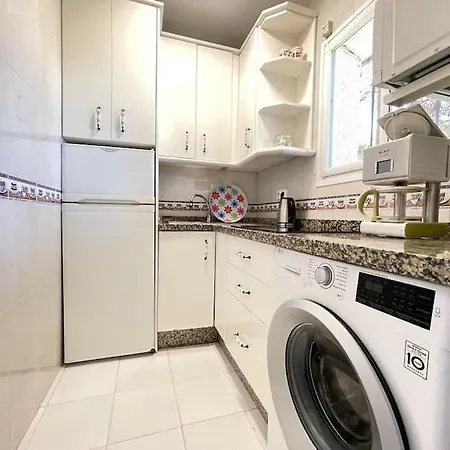 Beachfront 1st Line- Dunas - Cabopino Port Appartamento *